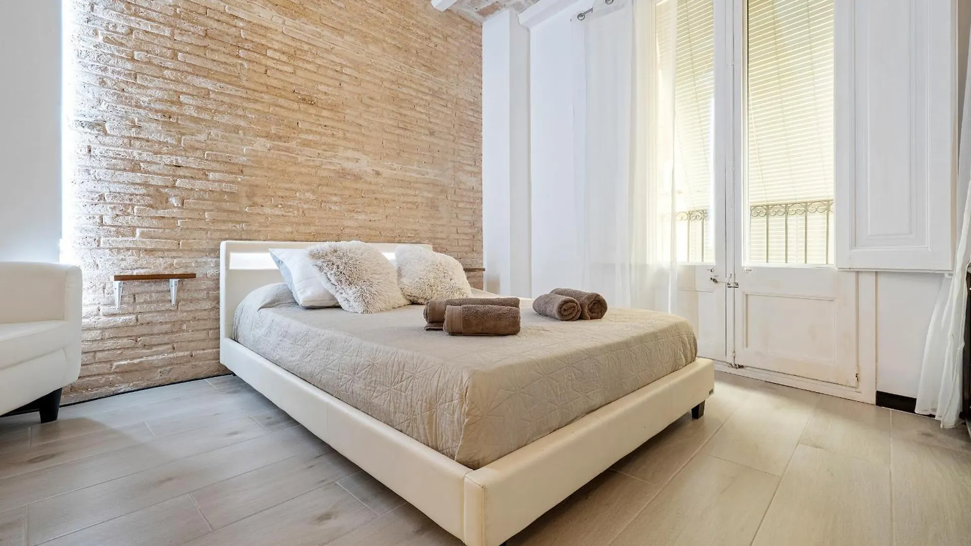Privatunterkunft Hauzify I Novavila Centre Rooms Vilanova i la Geltrú Spanien