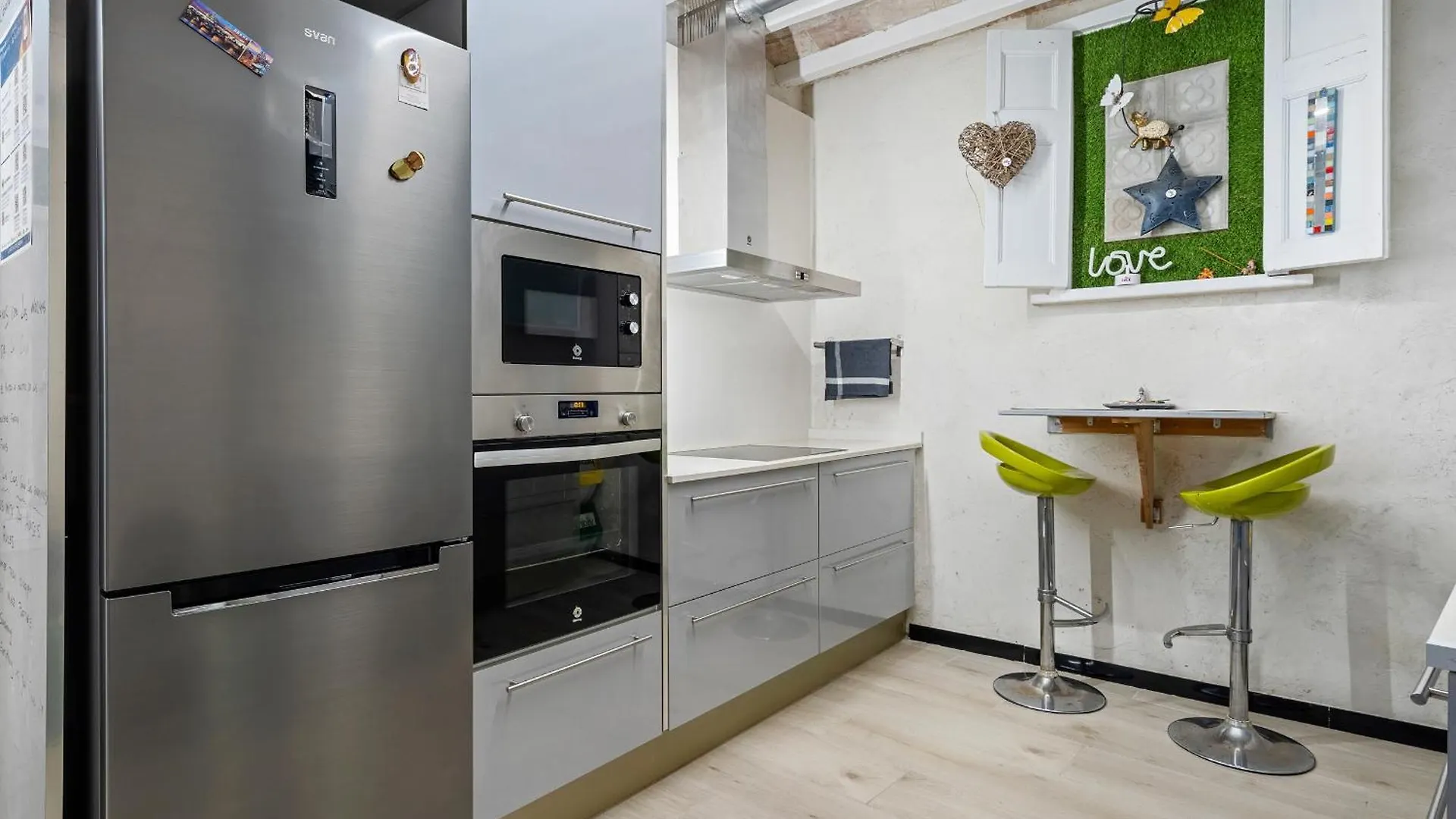 Hauzify I Novavila Centre Rooms Vilanova i la Geltrú Spanien